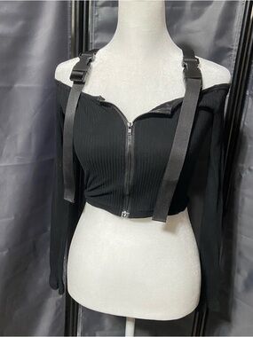 Hot Topic Black Buckle Strap Cold Shoulder Long Sleeve Crop Top Shirt Ribbed S